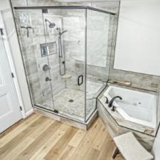 Compact en suite master bathroom has all the amenities that you could possibly want 002