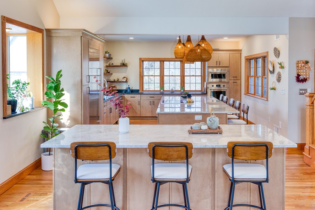 Biophilic Charm meets Modern Sophistication 